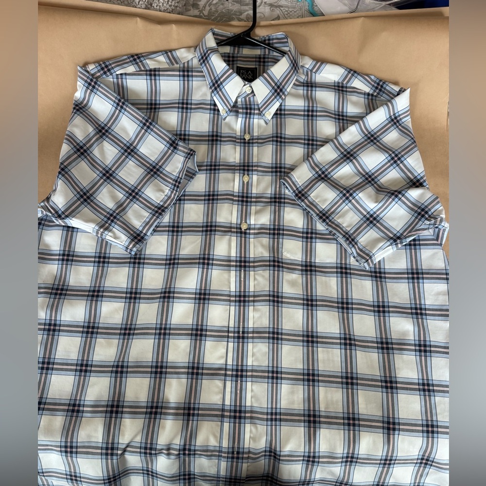 Jos. A. Bank Short Sleeve Plaid Button-Down Shirt - Blue & White